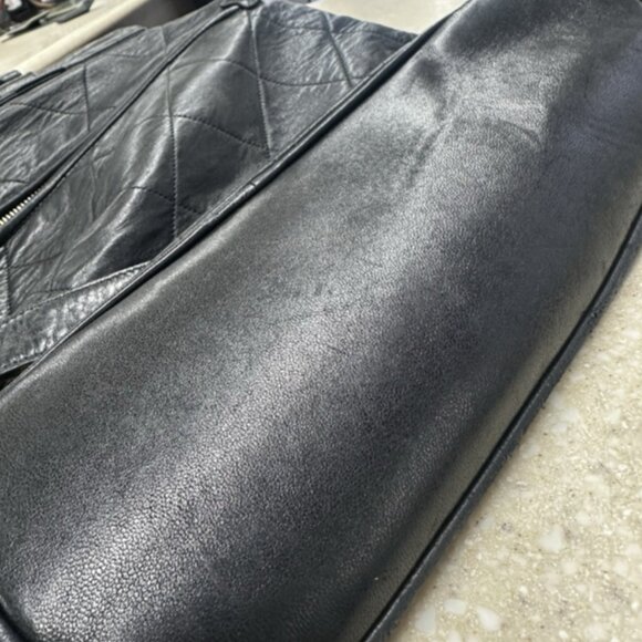 CHANEL Matelasse - Black Lambskin Backpack Tassel drawstring Gold hardware - Picture 9 of 12